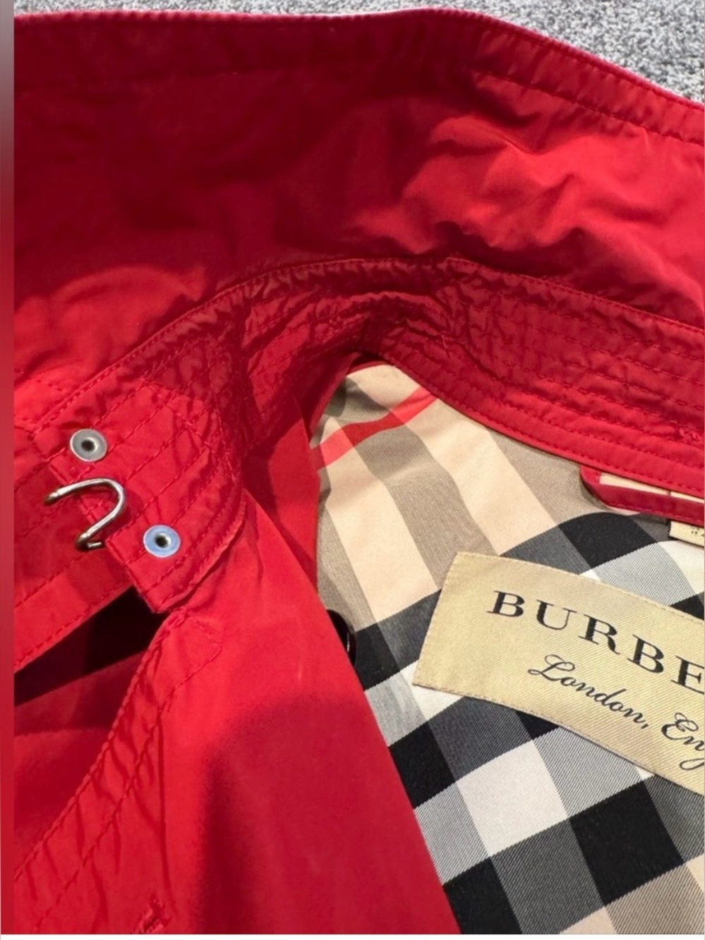 Burberry Balmoral Red Short Trench Coat Hooded Belted Jacket US 14 EUC - Picture 9 of 16